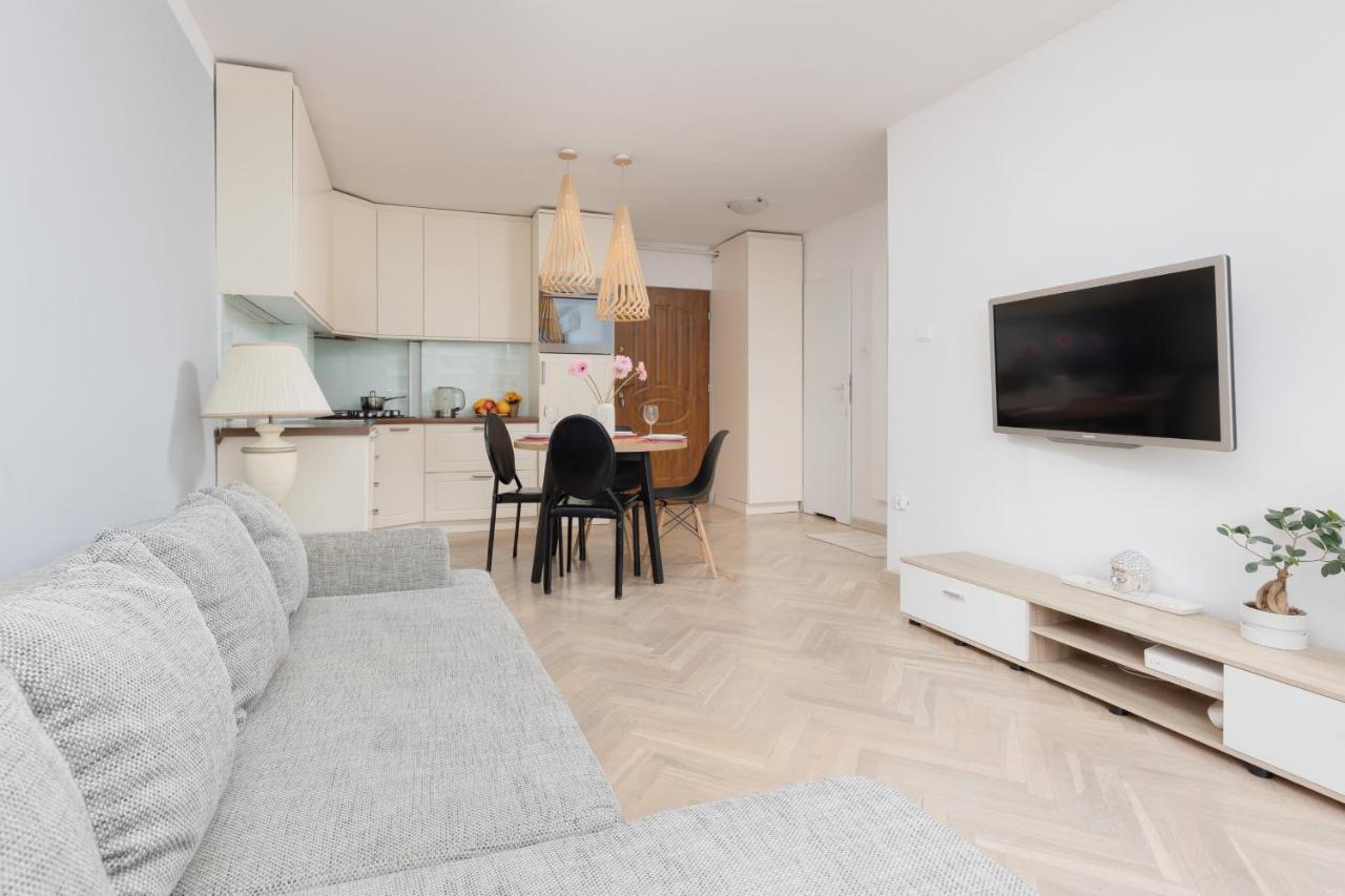 Zlota Apartment Center Of Warsaw By Noclegi Renters Exterior foto